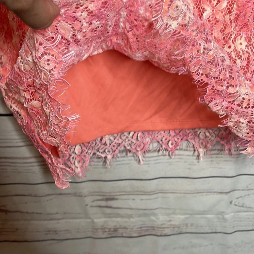 Isaac Mizrahi Live Peachy Pink Lined Lace V Neck S/S Blouse Sz XL! - Picture 3 of 8